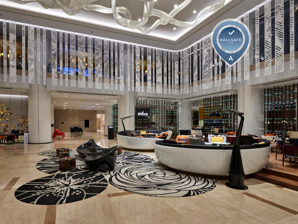 Pullman Centre & Residences Hotel 5*