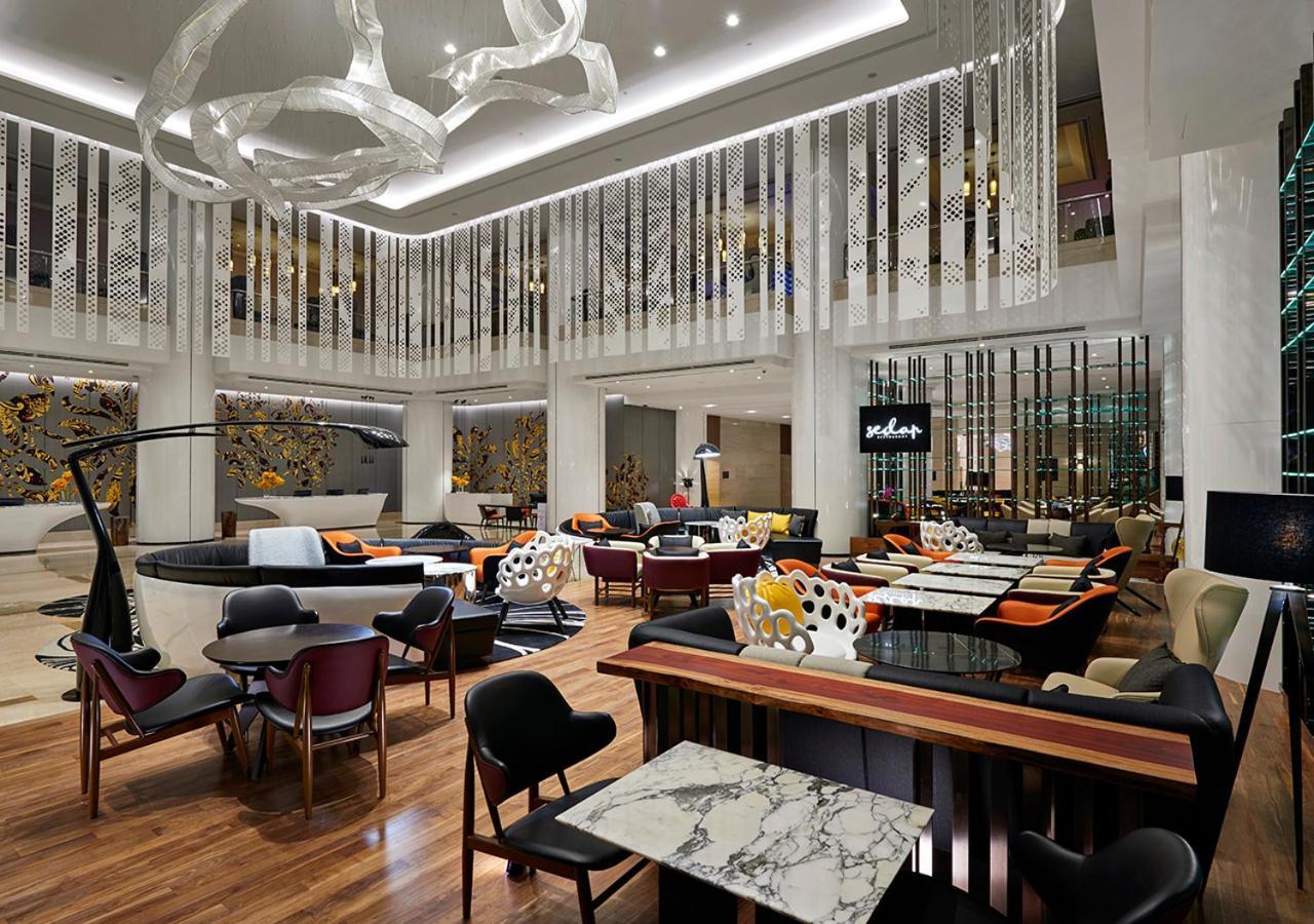 Pullman Centre & Residences Hotel 5*