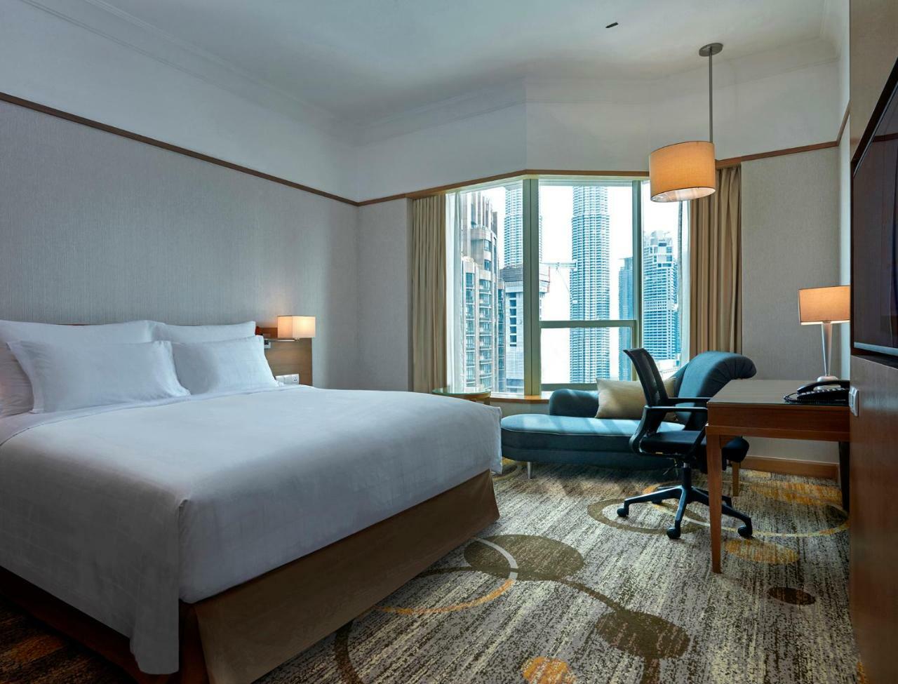 Pullman Centre & Residences Hotel 5*