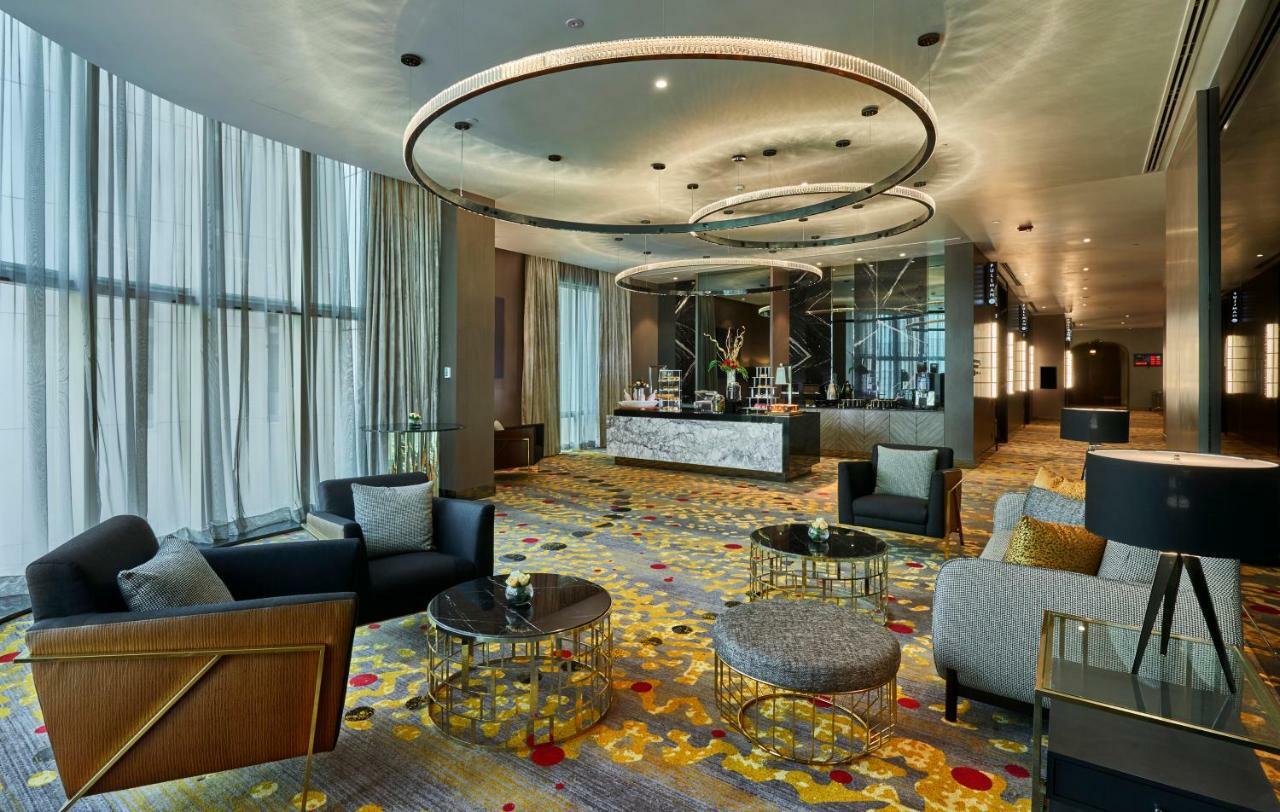 Pullman Centre & Residences Hotel 5*